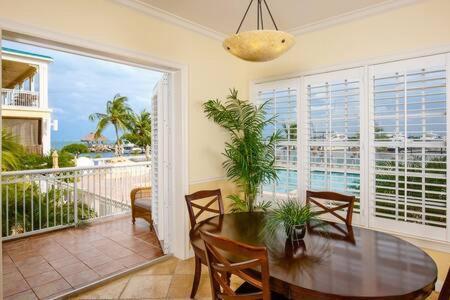 Grand Marina Suite -Waterfront Condo Key West Exterior photo