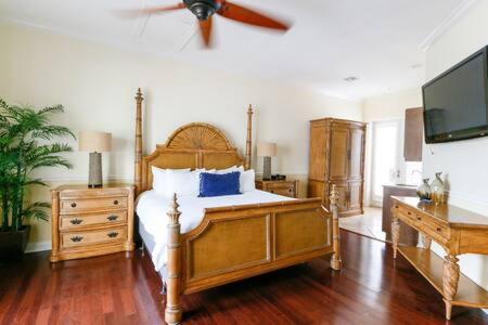 Grand Marina Suite -Waterfront Condo Key West Exterior photo